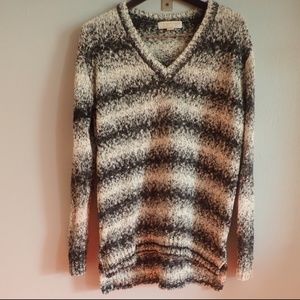 Michael Kors Large NWOT Ombre Striped V Sweater